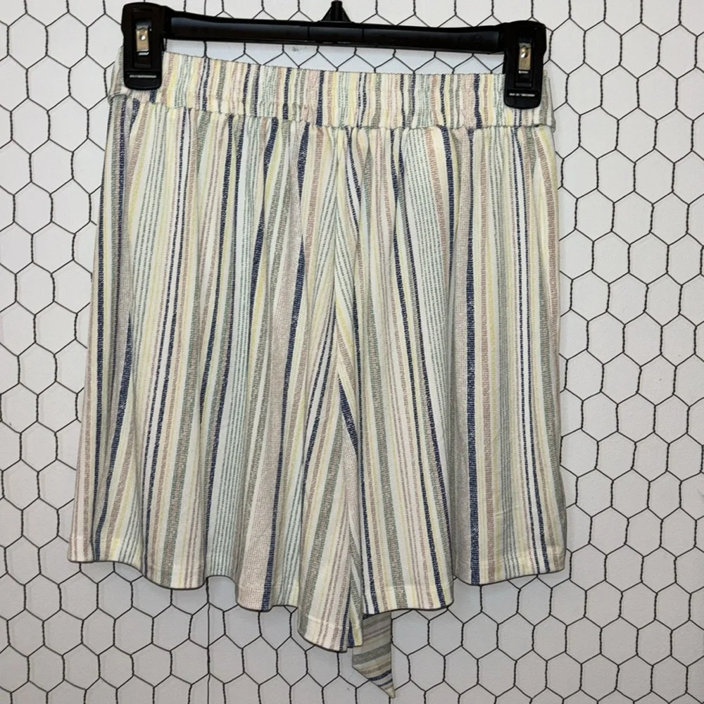 NWT BCBGeneration Striped Shorts